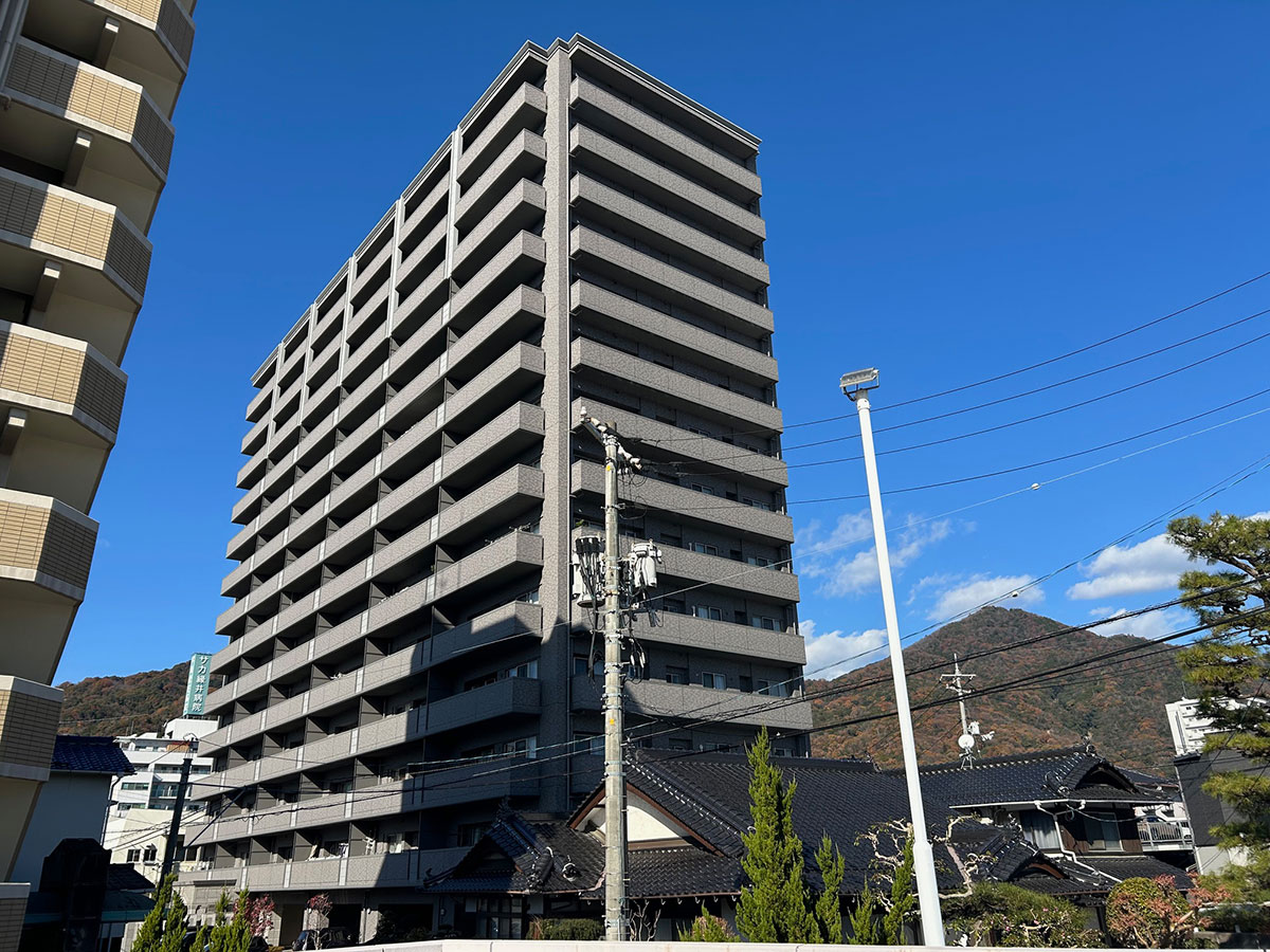 フローレンス緑井グランドアーク弐番館(14階) 外観